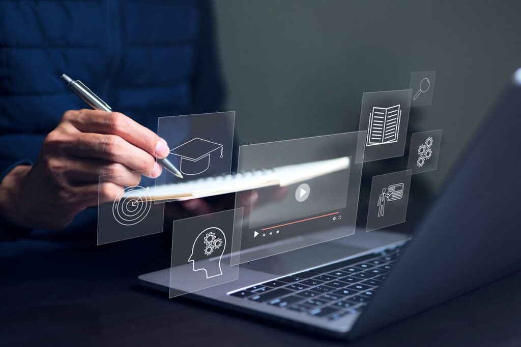 Microlearning Strategy: Bite-sized Lessons for Maximum Engagement and Retention