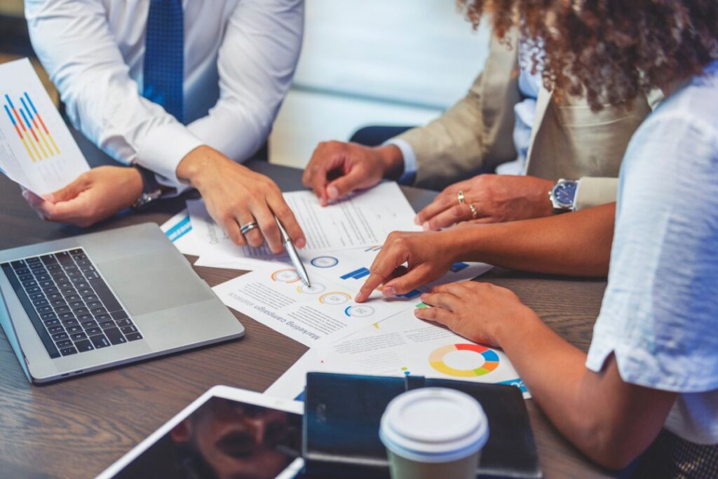Strategic Planning for 2025: Setting Goals and Objectives